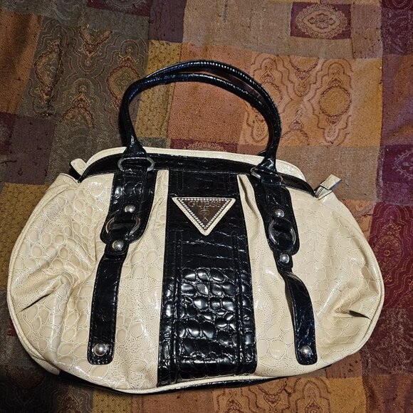 Vintage Guess Bag - Handbag- Maribelle - Matching Wallet - Cream, Black - VGUC - Picture 3 of 16
